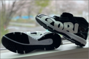 野球投手用グローブのごりら印の野球道具のスパイク